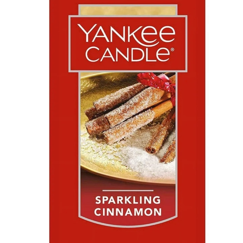 NWT Small Yankee Candle Sparkling Cinnamon Jar Candle- 3.7 Oz - Picture 2 of 12